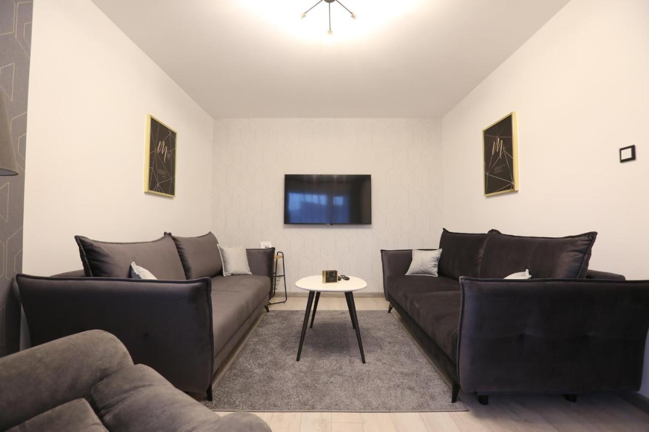 Comfy 2 Room Apartment - Free Parking - 350Mbps Wifi - Netflix Kaunas Bagian luar foto