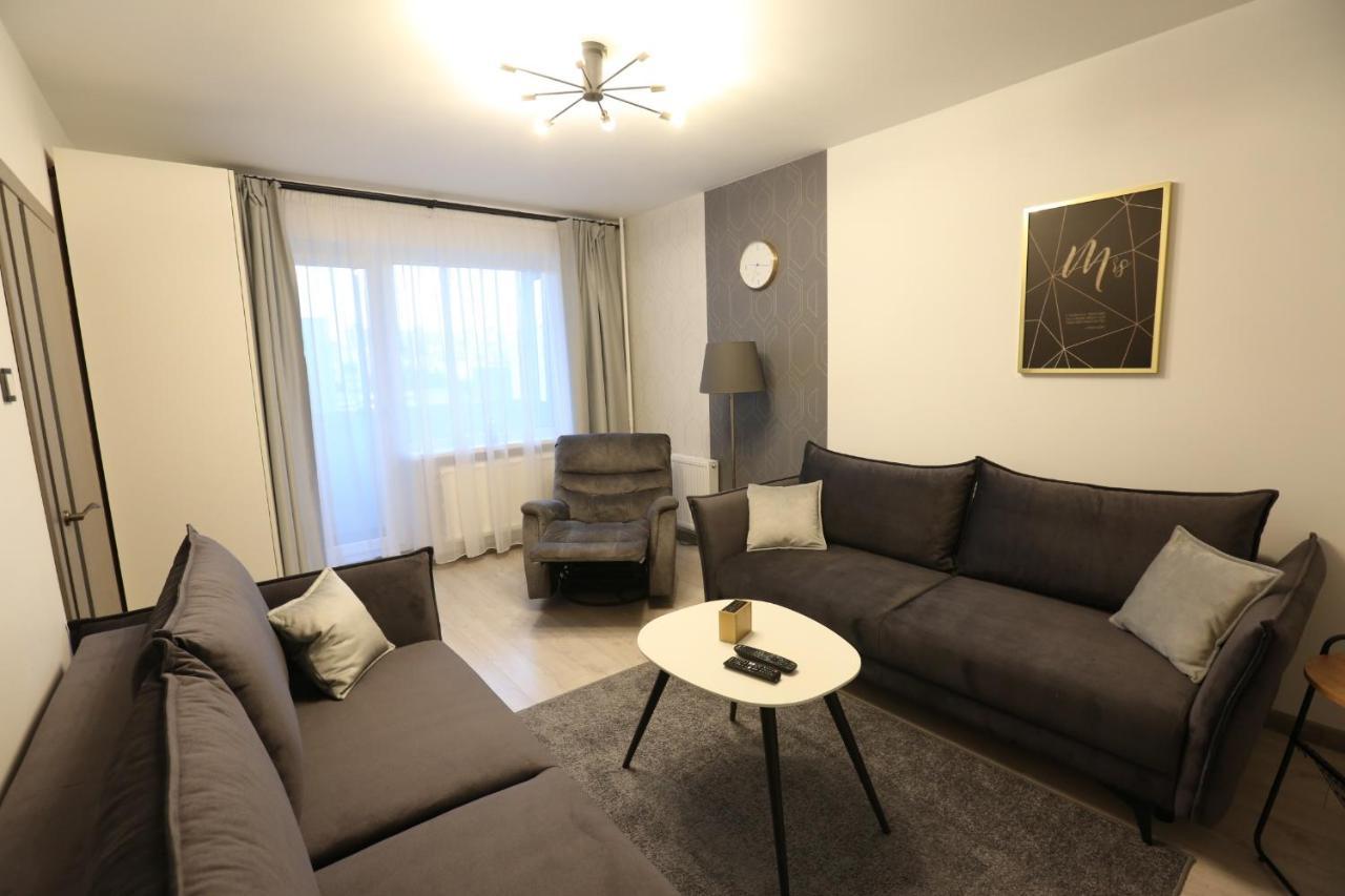Comfy 2 Room Apartment - Free Parking - 350Mbps Wifi - Netflix Kaunas Bagian luar foto