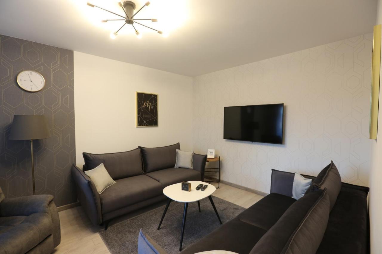 Comfy 2 Room Apartment - Free Parking - 350Mbps Wifi - Netflix Kaunas Bagian luar foto